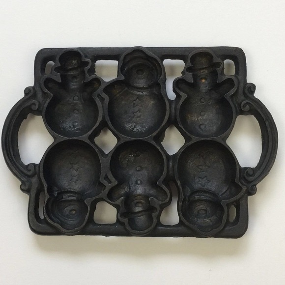 Vintage Cast Iron Snowman Mold Baking Pan Cookie Muffin Corn Bread Jello Crafts - Picture 2 of 7